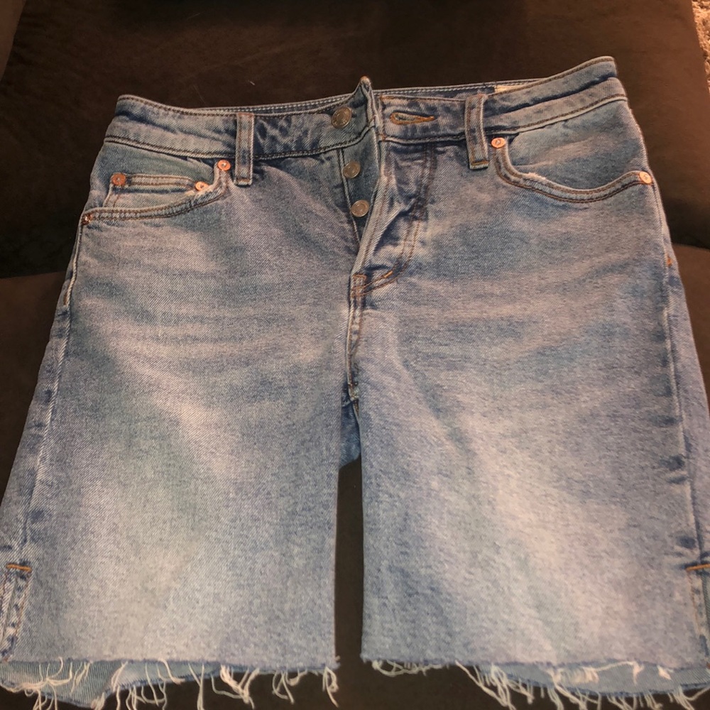 free people jean shorts!